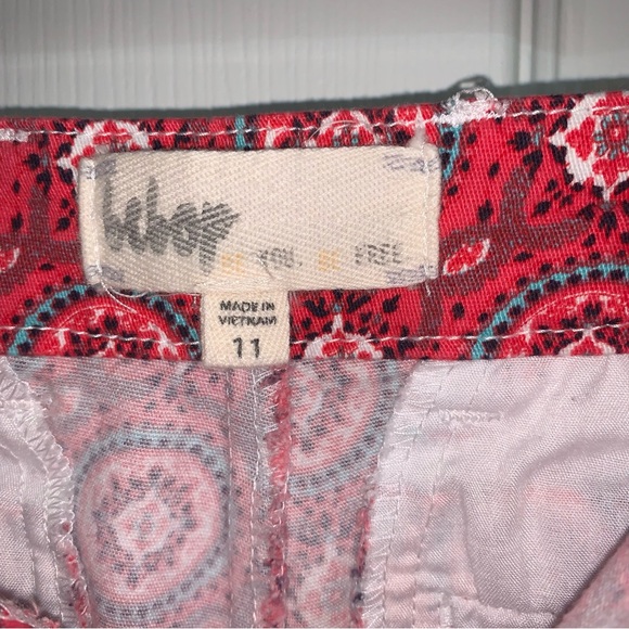 BeBop Patterned Shorts - Picture 10 of 10